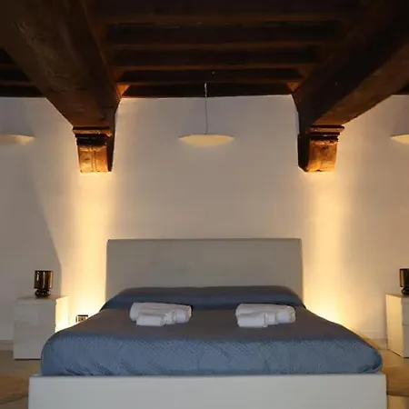 White Loft & *