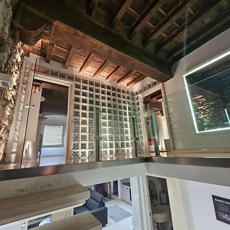 White Loft & Appartement