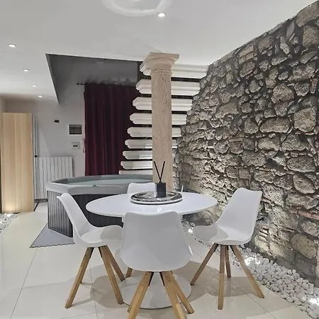 White Loft & Apartment