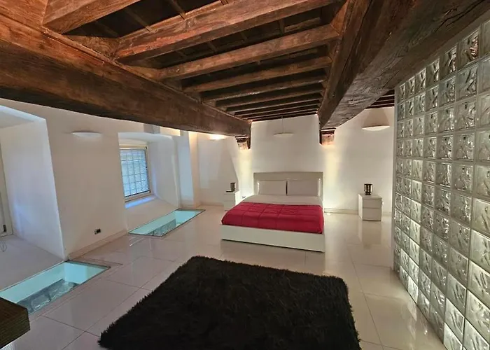 White Loft & 维泰博