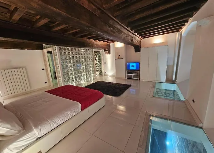 White Loft &